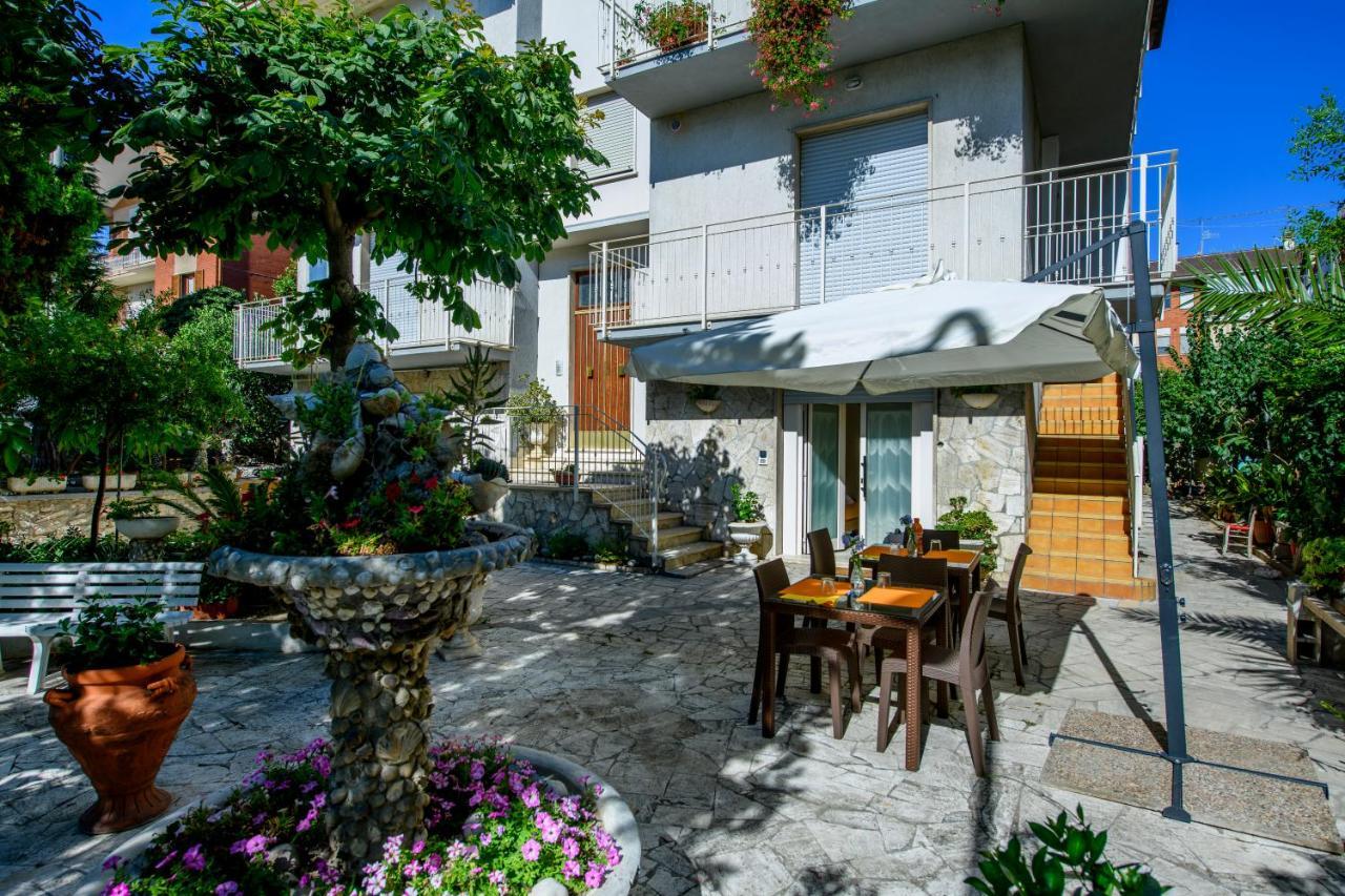 سان بنيديتّو ديل ترونتو B&B La Fontanella المظهر الخارجي الصورة