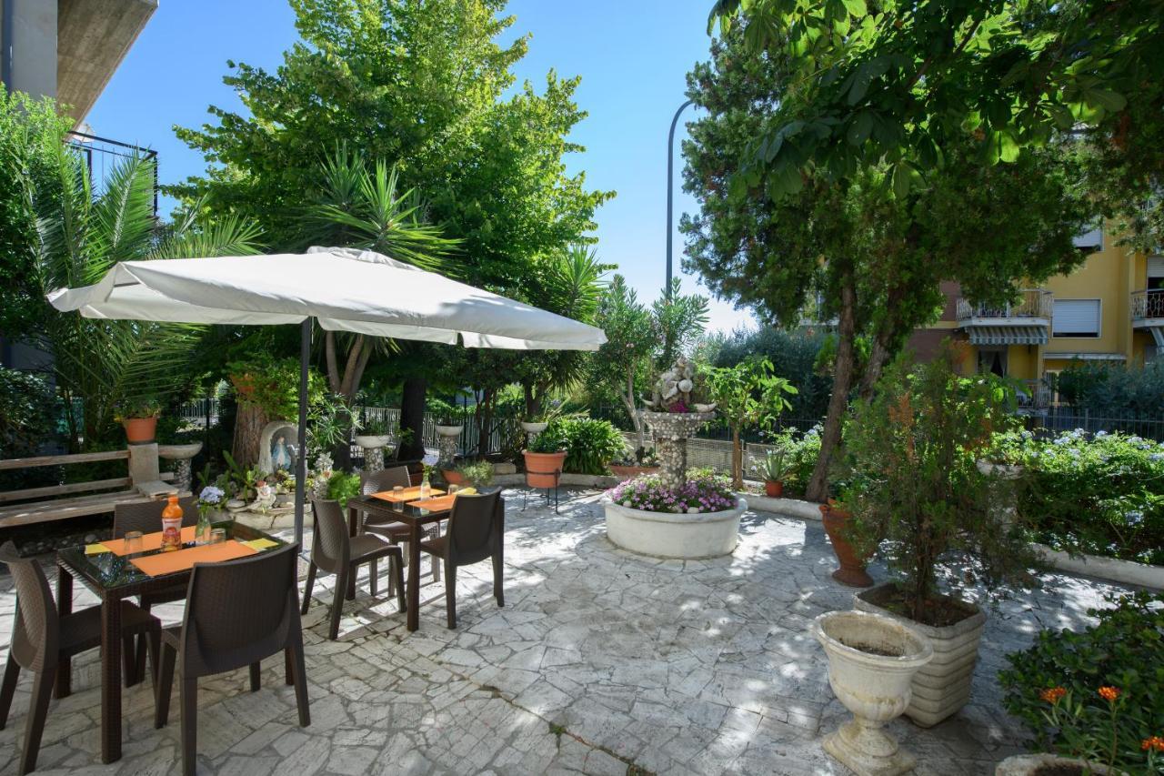 سان بنيديتّو ديل ترونتو B&B La Fontanella المظهر الخارجي الصورة