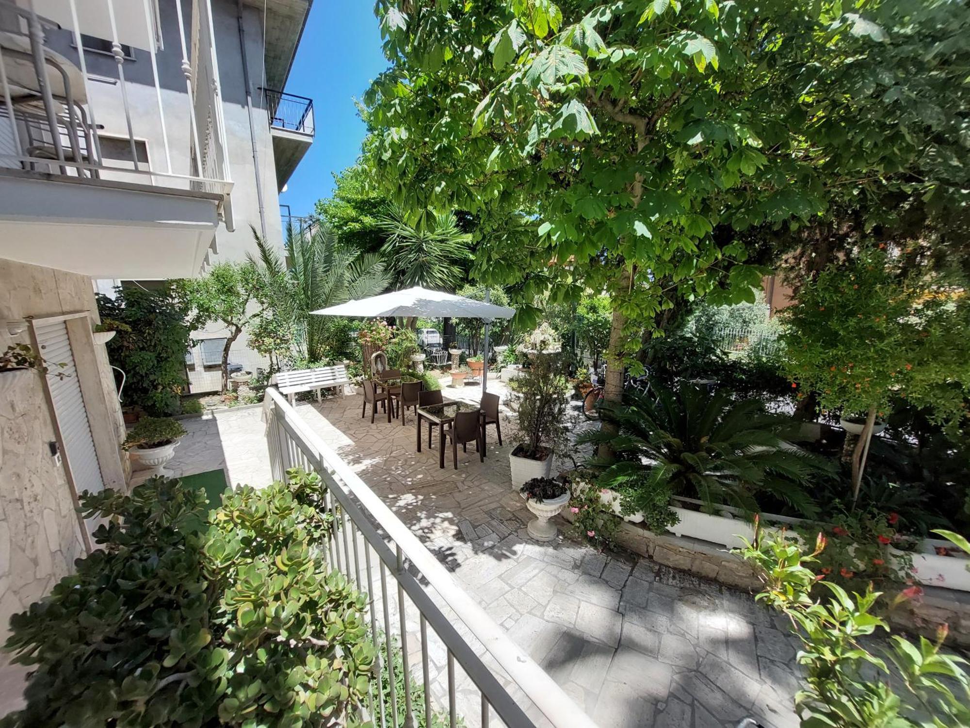سان بنيديتّو ديل ترونتو B&B La Fontanella المظهر الخارجي الصورة